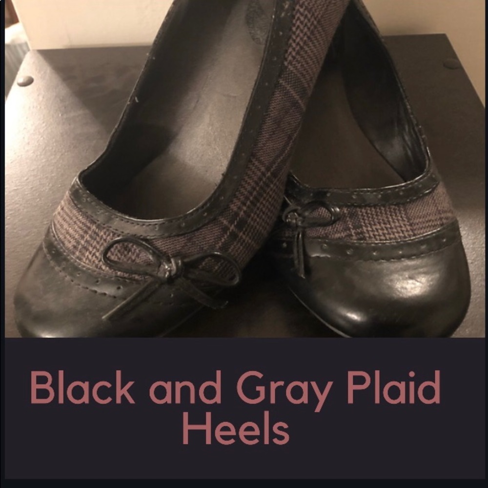 Black and gray plaid heels